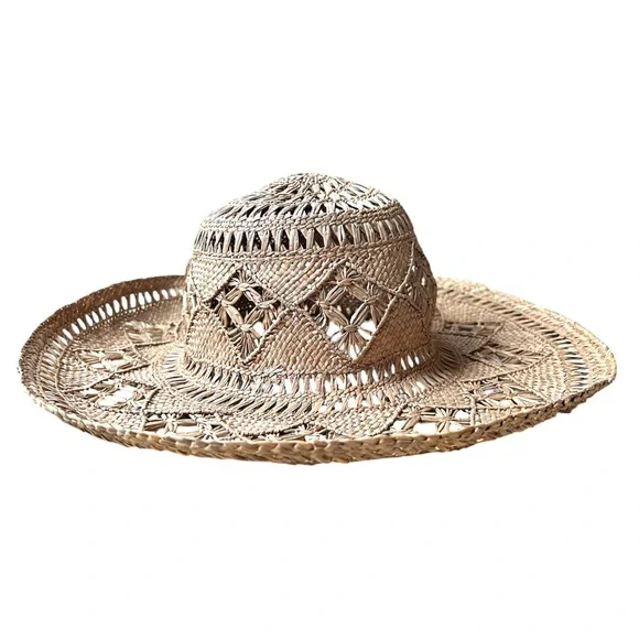 Vintage Intricately Woven Straw Hat Handcrafted - Picture 2 of 2